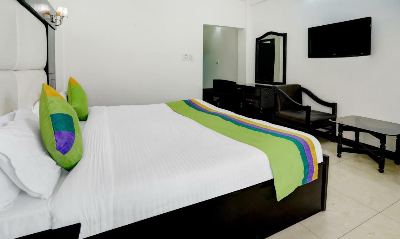 Hotel Treebo Trend Mussoorie Club Dehradun Zewnętrze zdjęcie
