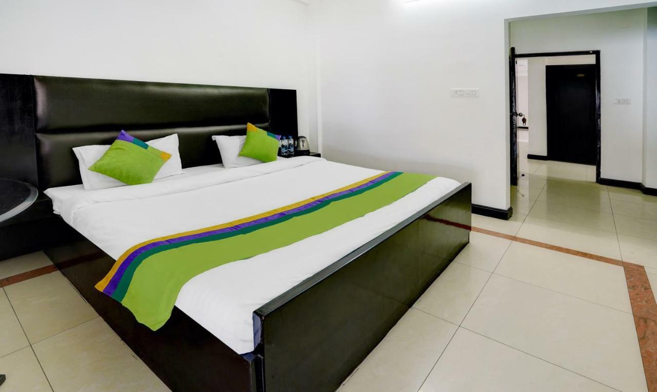 Hotel Treebo Trend Mussoorie Club Dehradun Zewnętrze zdjęcie