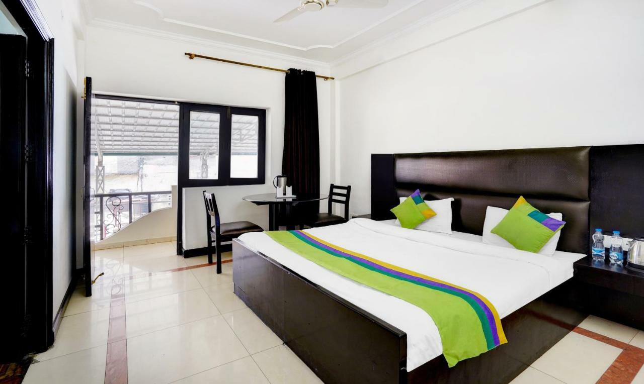 Hotel Treebo Trend Mussoorie Club Dehradun Zewnętrze zdjęcie